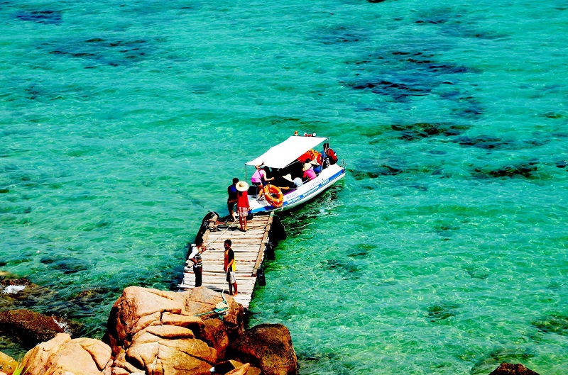 TOUR HÀ NỘI-QUY NHƠN-TUY HÒA-PHÚ YÊN GIẢM GIÁ-VỀ XỨ GIÓ CÁT NẮNG VÀNG BIỂN XANH LẮNG NGHE ĐIỆU HÁT BÀI CHÒI THÂN THƯƠNG